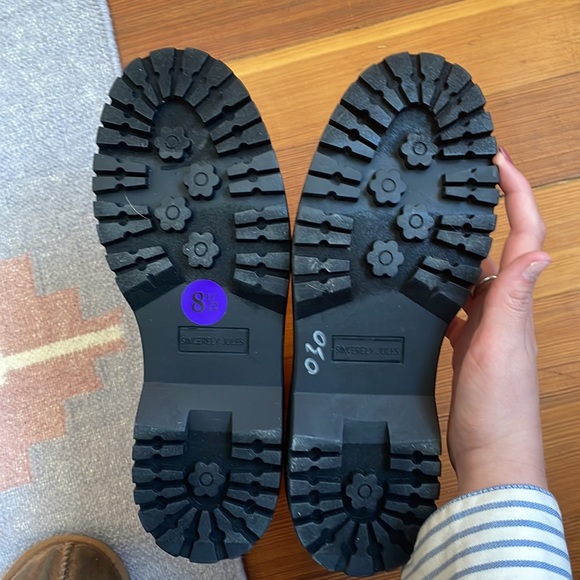 Sincerely Jules White Chelsea Boots - Picture 5 of 5